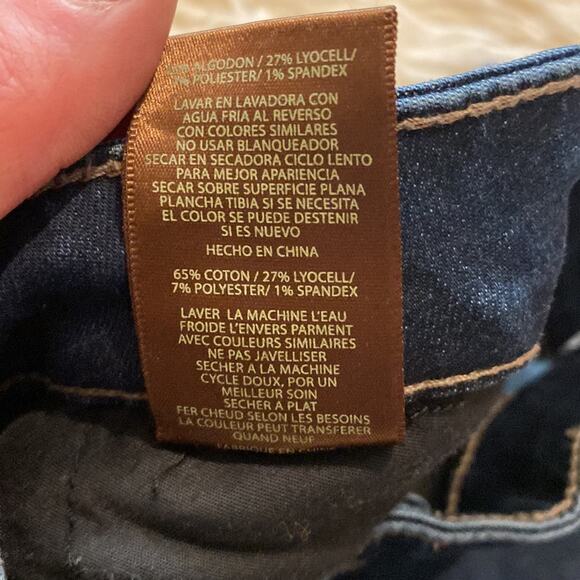 Kut from the Kloth Adele Slouchy Boyfriend Distressed Dark Blue Denim EUC Sz 4 - Picture 5 of 11